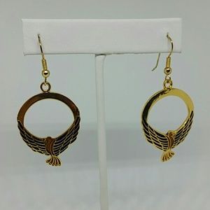 😍Nwot Tribal Dove Earrings